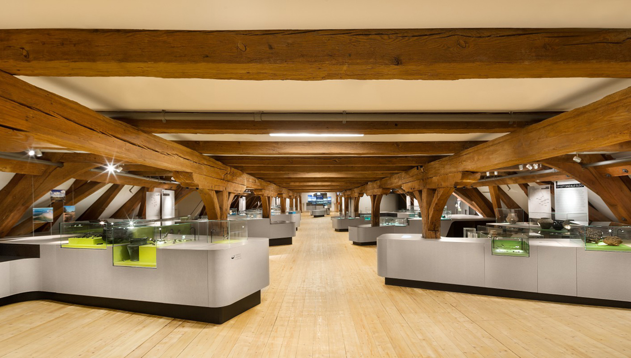 Ausstellungsinseln